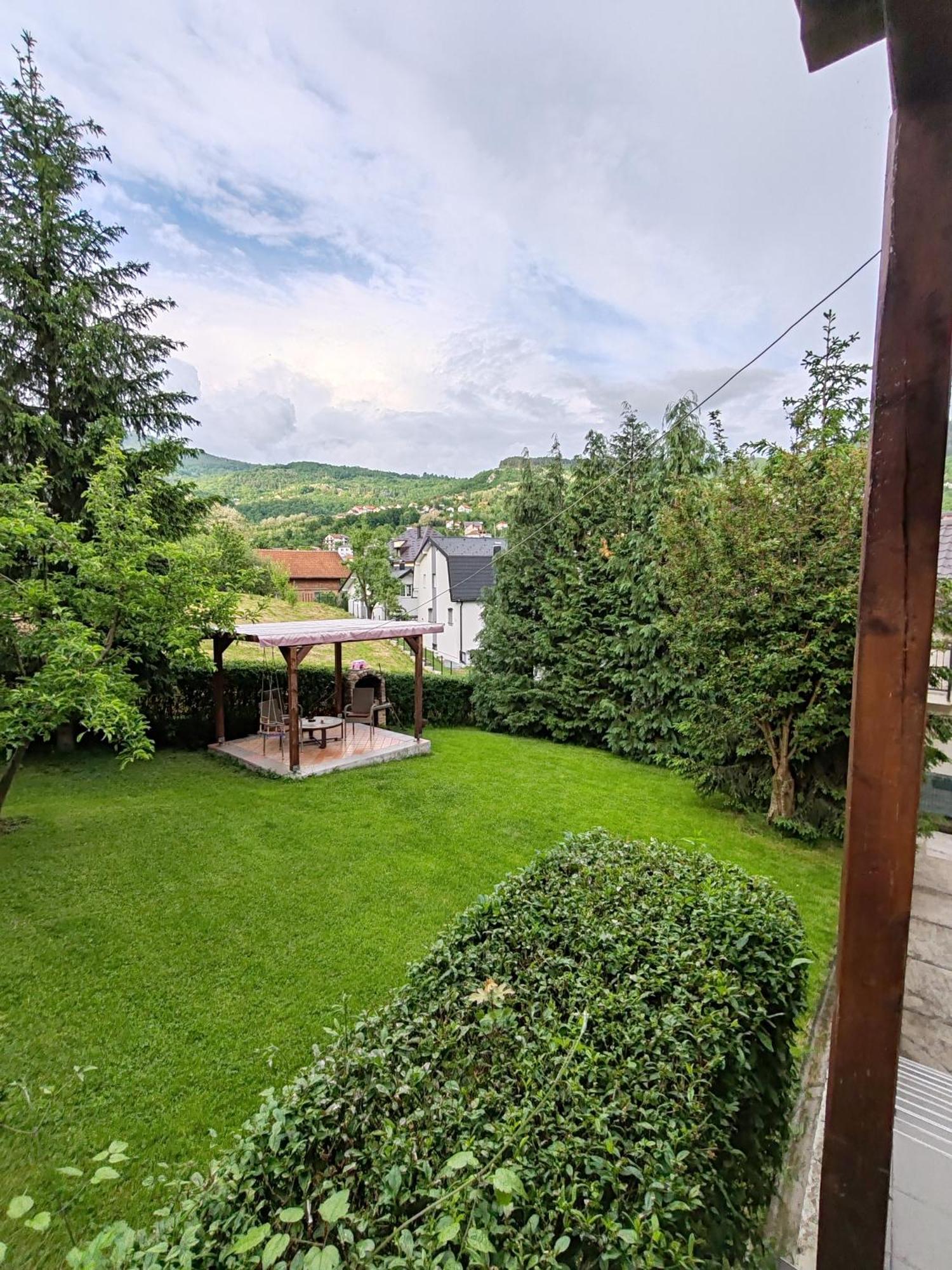 Artcool With Garden And Garage Apartment *
